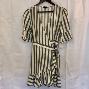 NWT Striped Wrap Dress size 6